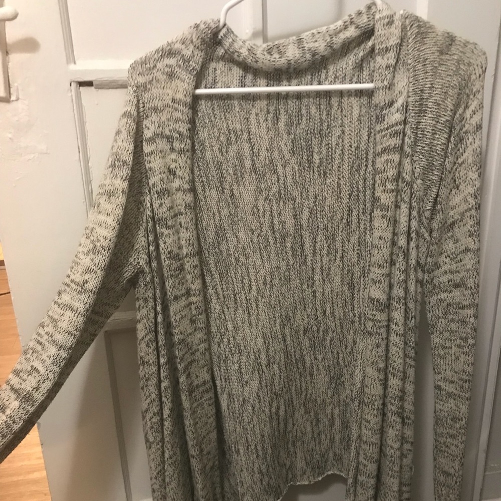 Flowy gray knit sweater